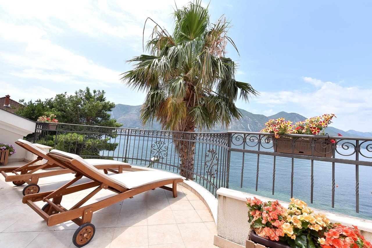 Maniva Penthouse By The Sea Daire Kotor Dış mekan fotoğraf