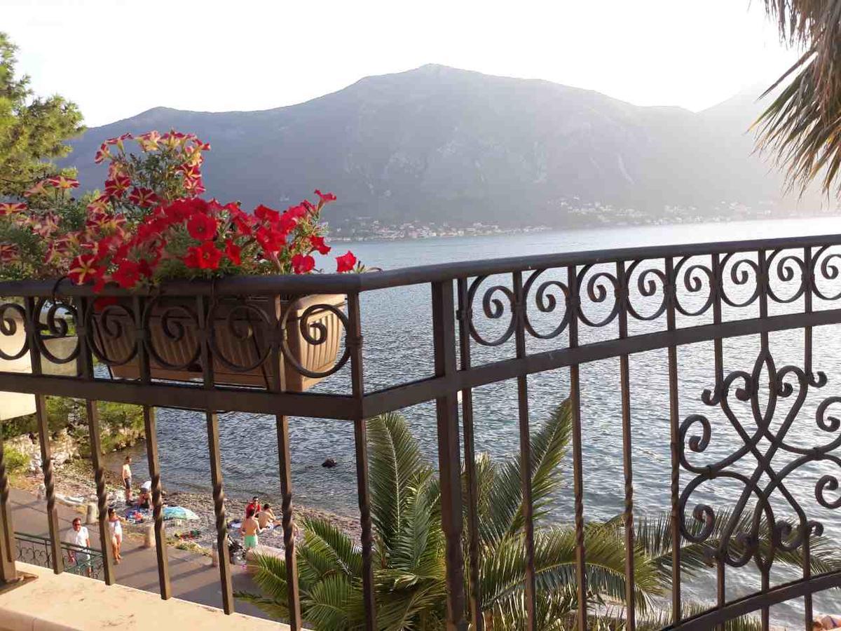 Maniva Penthouse By The Sea Daire Kotor Dış mekan fotoğraf